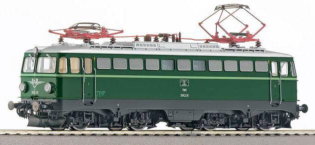 Electric locomotive class 1042.0<br /><a href='images/pictures/Roco/62590.jpg' target='_blank'>Full size image</a>